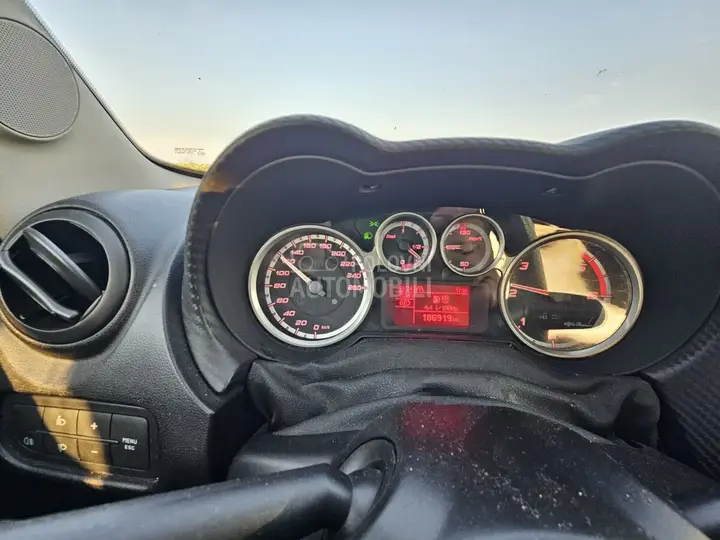 Alfa Romeo Mito 2009 photo 5