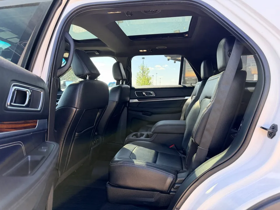 Ford Explorer 2019 photo 4