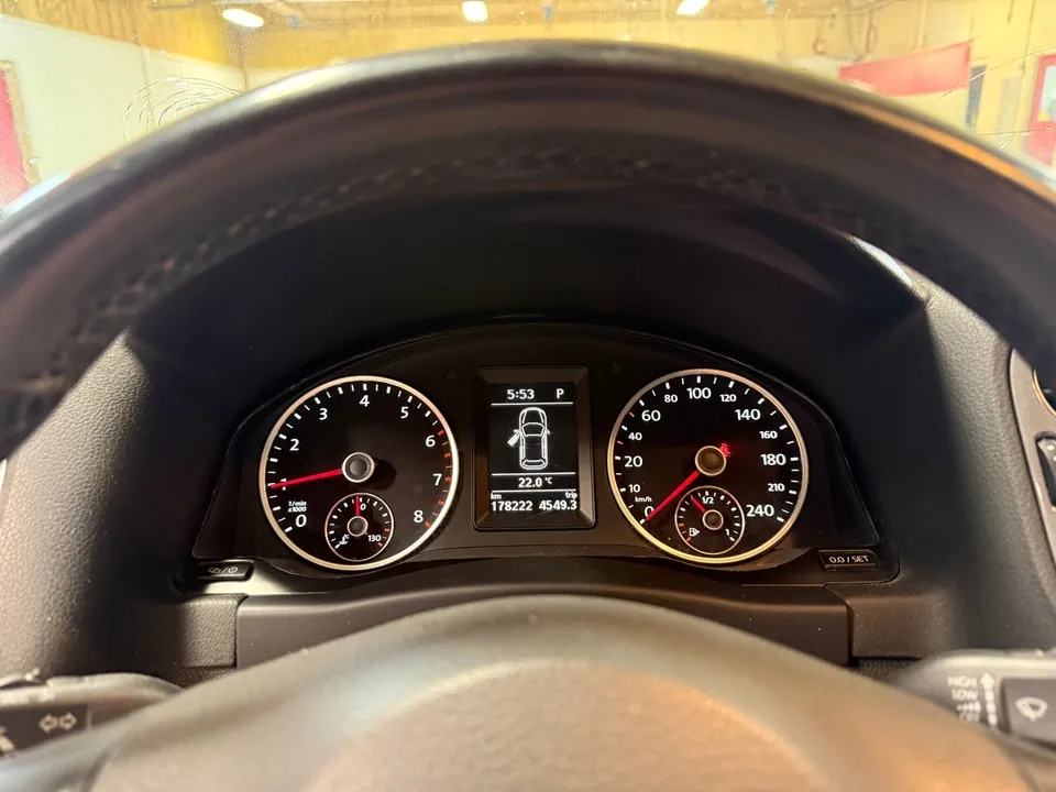 Volkswagen Tiguan 2015 photo 4