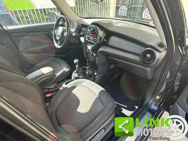 Mini One 2015 photo 4