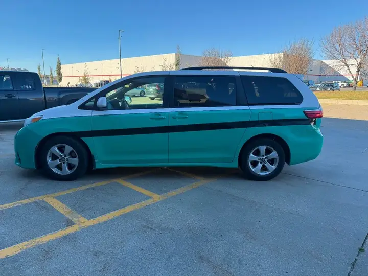Toyota Sienna