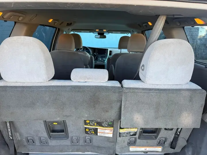 Toyota Sienna 2019 photo 5