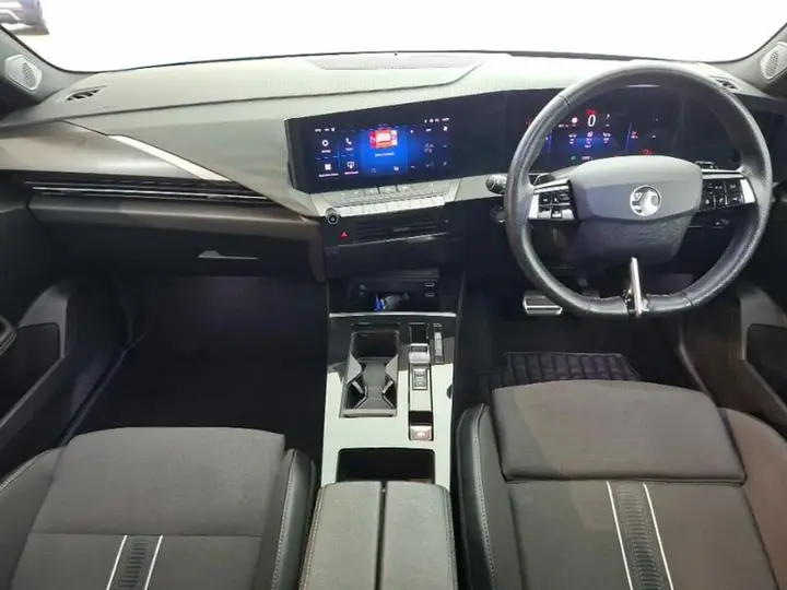 Vauxhall Astra 2023 photo 3