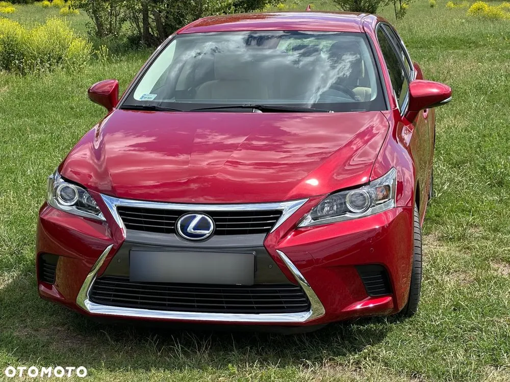 Lexus Ct 200H 2015 photo 3