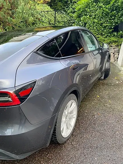 Tesla Model Y 2021 photo 4