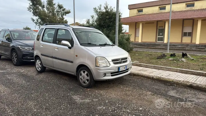 Opel Agila
