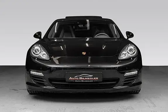 Porsche Panamera 2012 photo 5