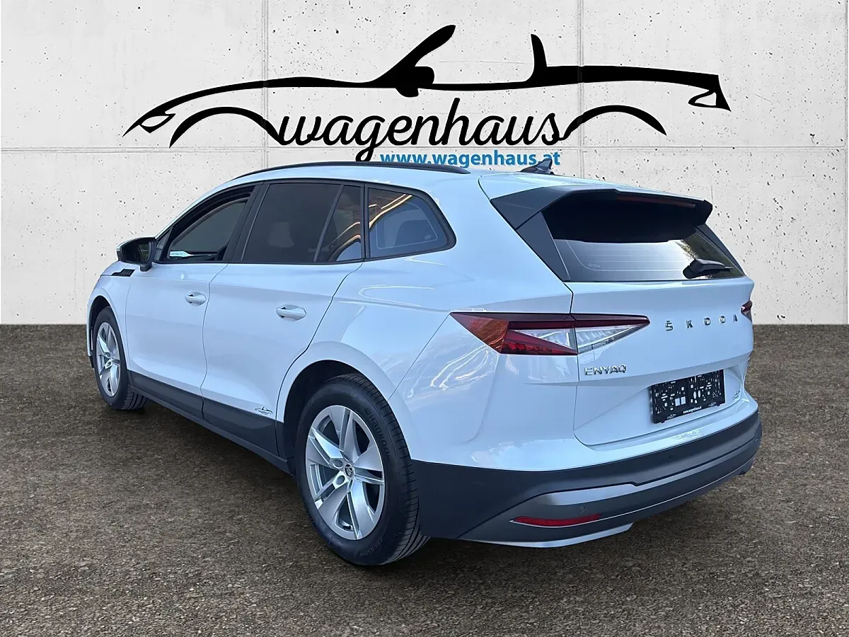 Skoda Enyaq 2022 photo 3