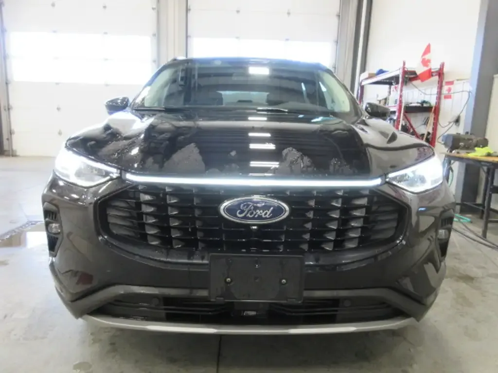 Ford Escape 2024 photo 3