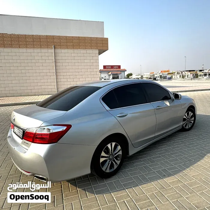 Honda Accord 2015 photo 4