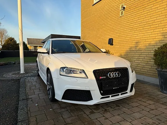 Audi Rs3 2012 photo 2
