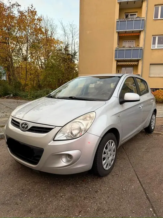 Hyundai I20