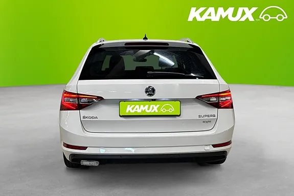 Skoda Superb 2017 photo 5
