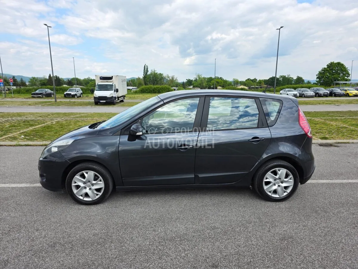 Renault Scenic 2009 photo 3