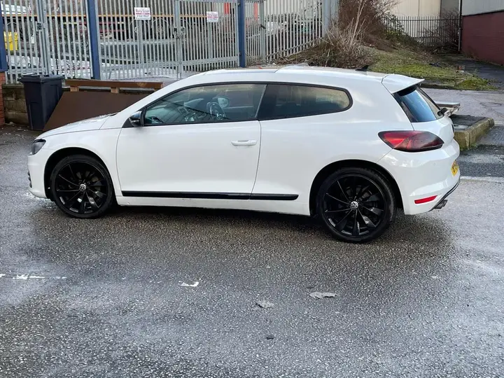 Volkswagen Scirocco 2015 photo 2