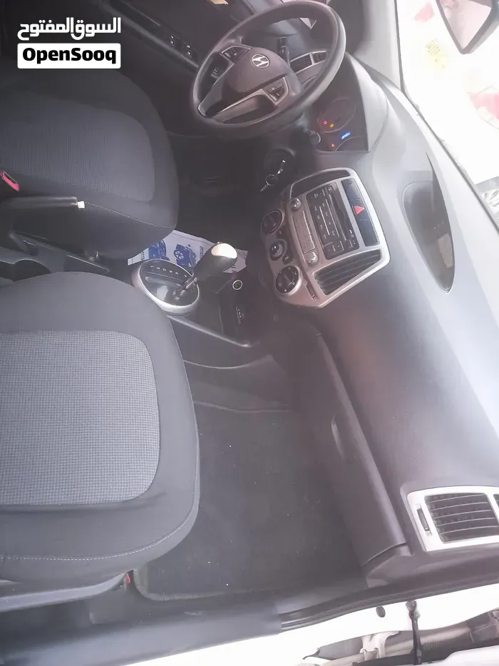 Hyundai I20 2013 photo 4