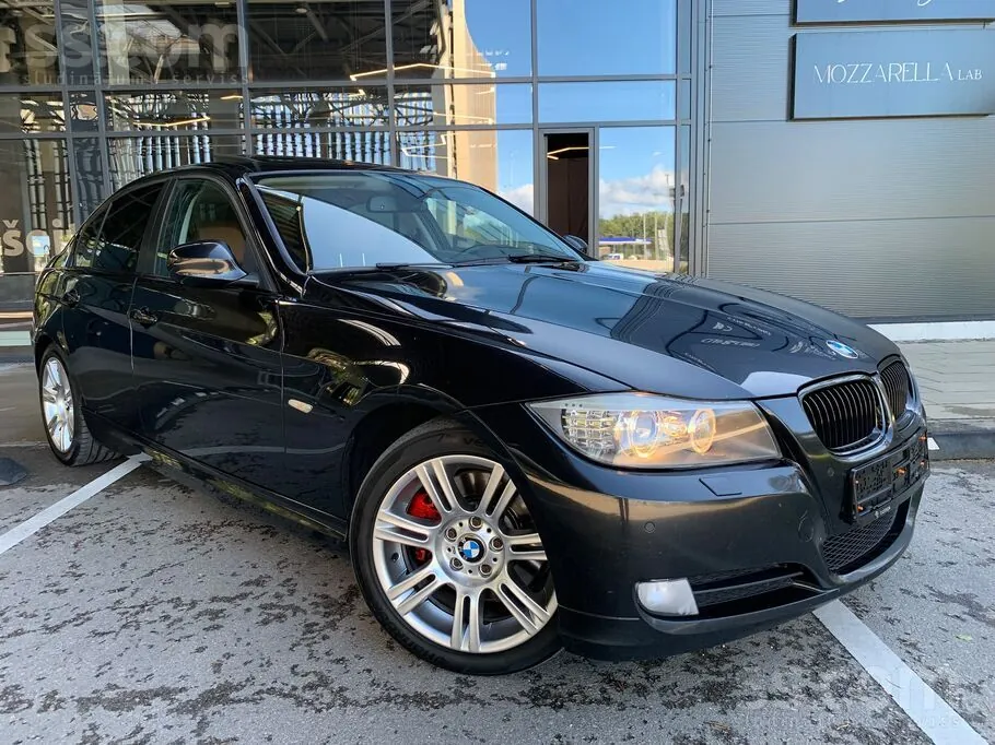 BMW 325 2010 photo 2