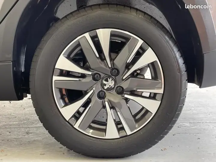 Peugeot 2008 2018 photo 5