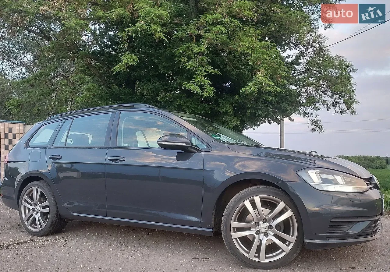 Volkswagen Golf 2017 photo 2