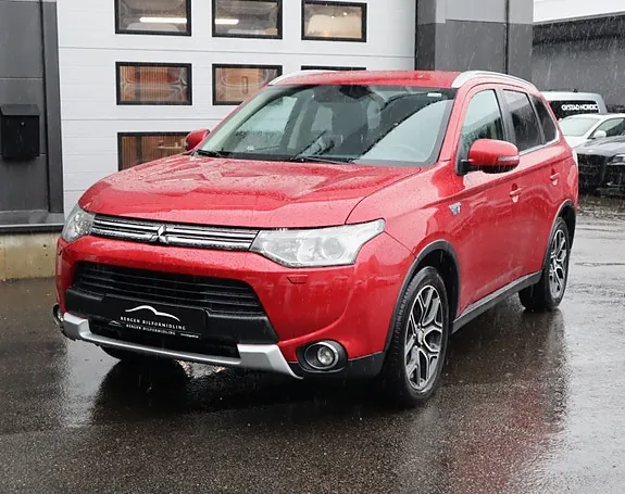 Mitsubishi Outlander 2015 photo 3