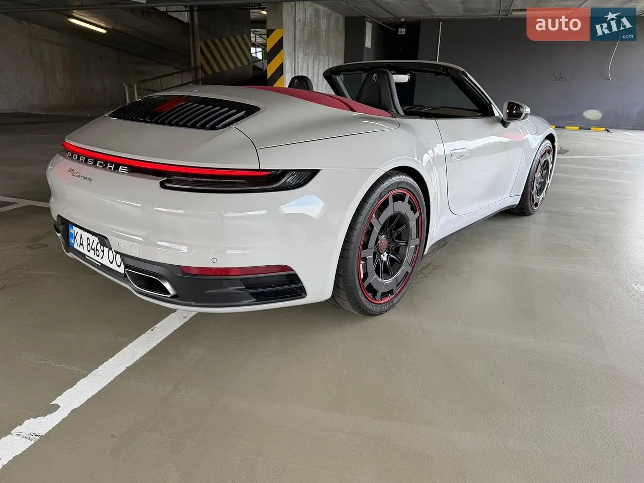 Porsche 911 2020 photo 3