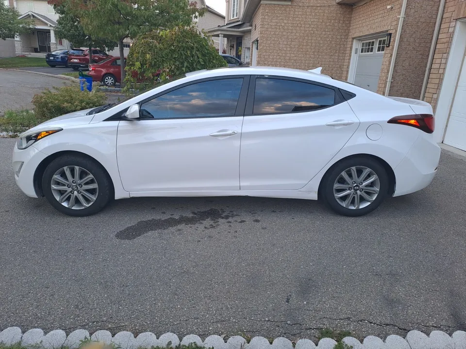 Hyundai Elantra 2015 photo 4