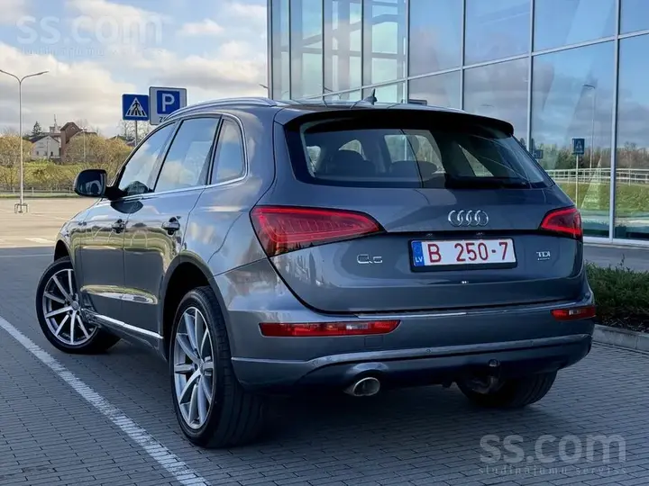 Audi Q5 2012 photo 4