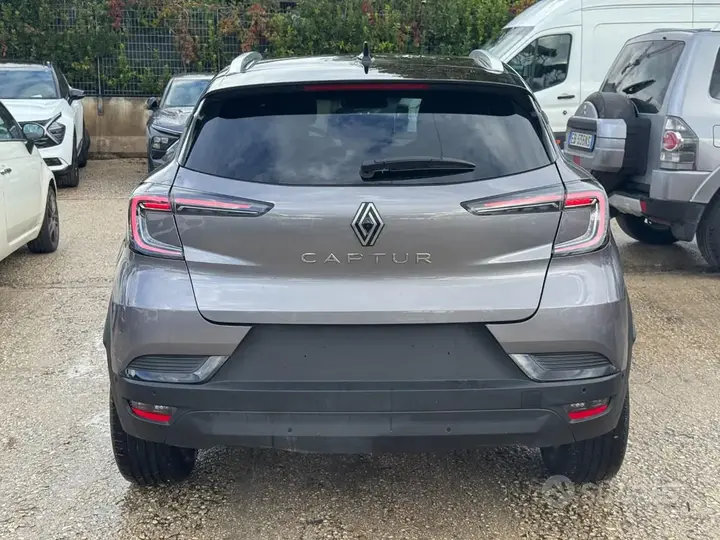 Renault Captur 2025 photo 4