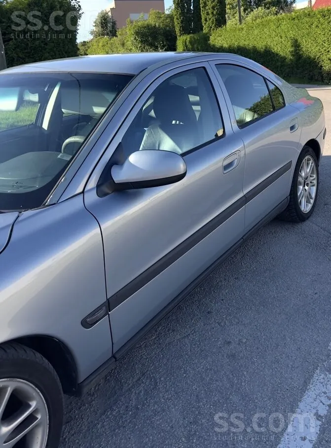Volvo S60 2000 photo 3