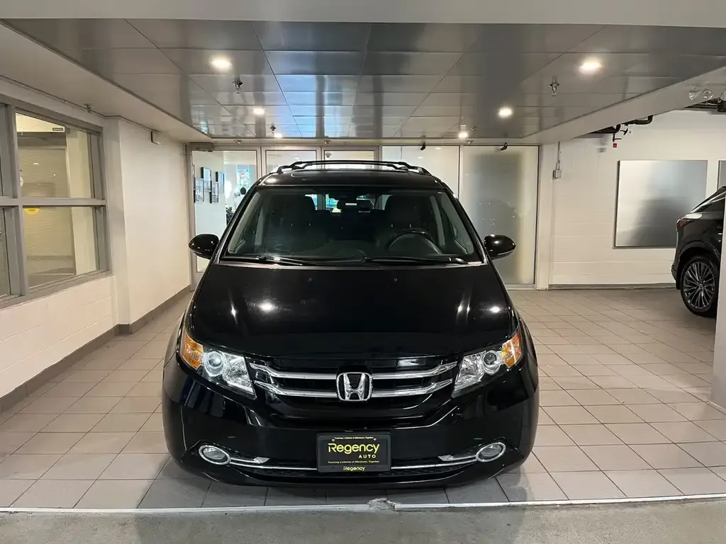 Honda Odyssey 2016 photo 2