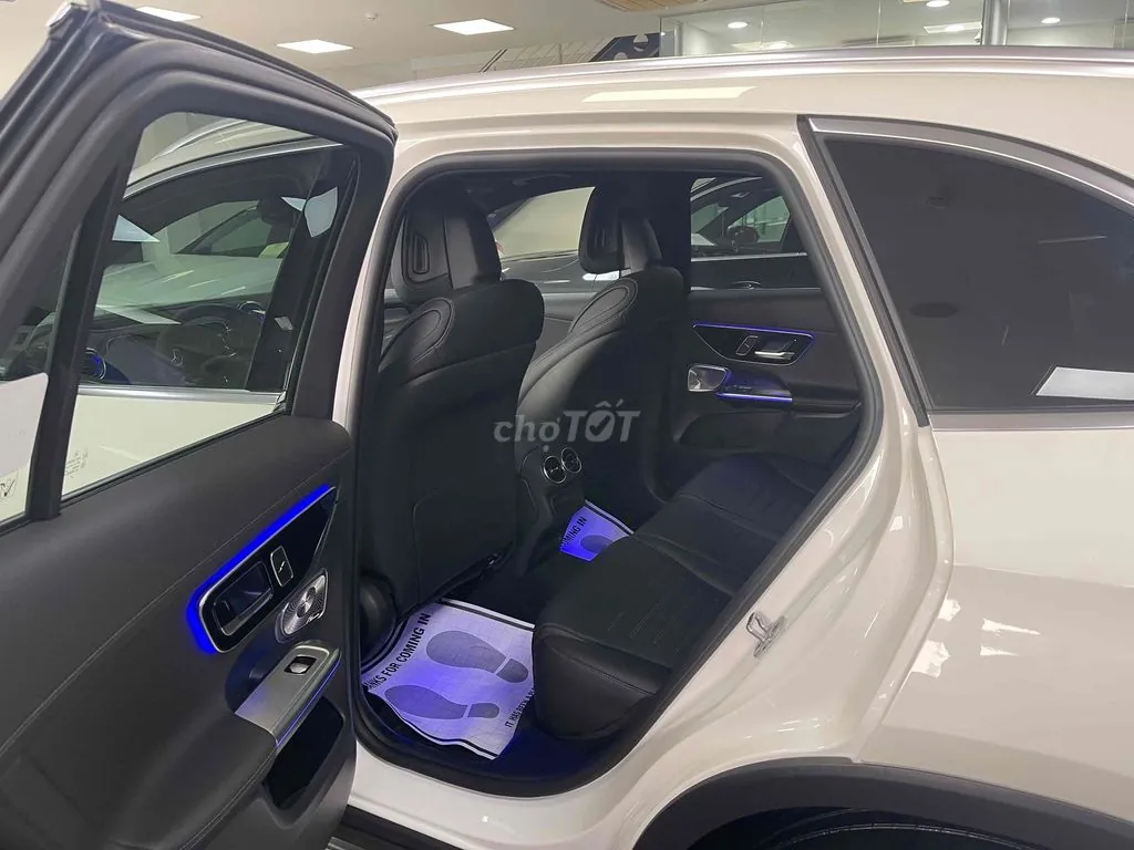 Mercedes-Benz Glc 2025 photo 5