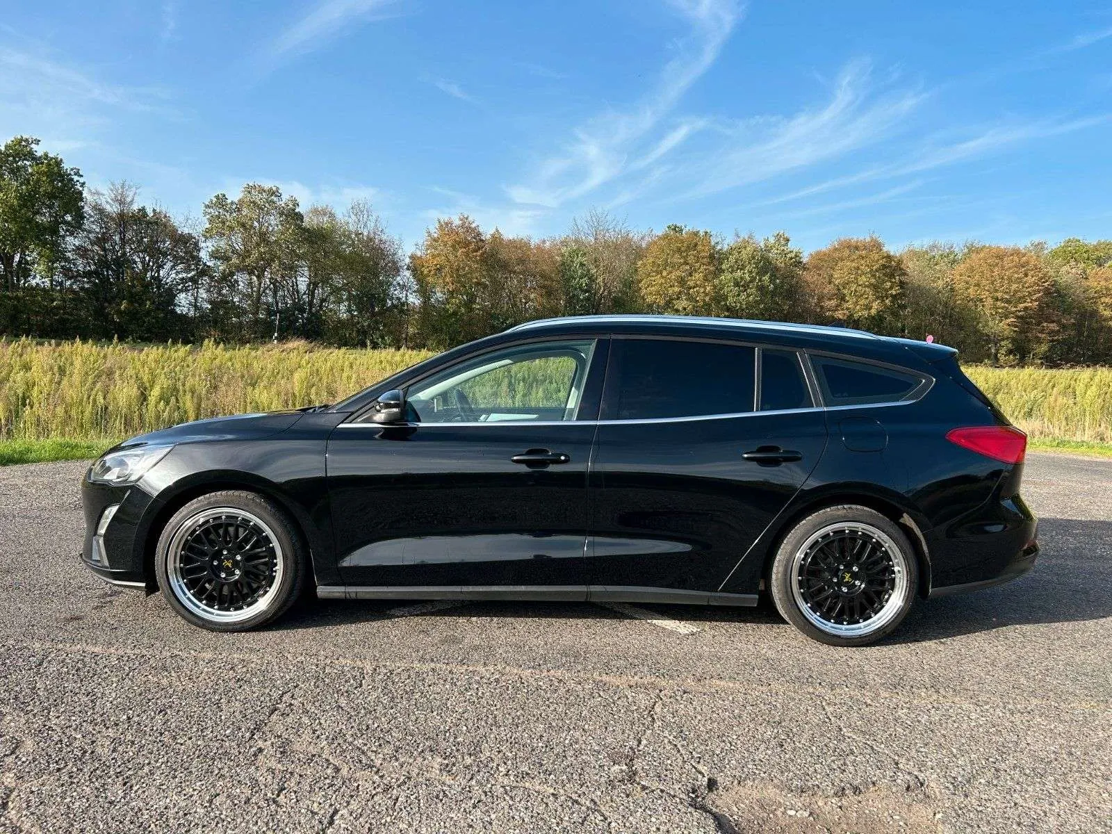 Ford Focus 2019 photo 2