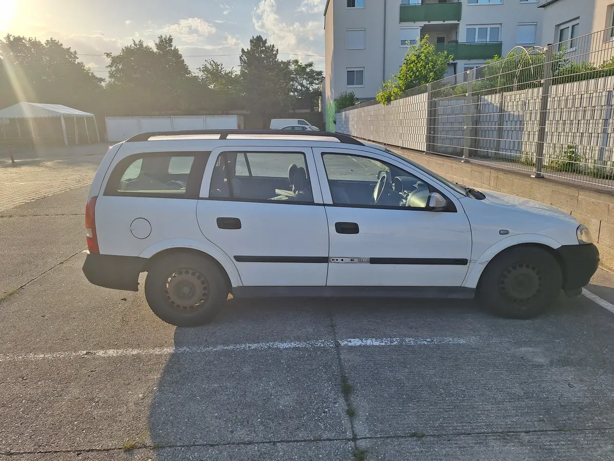 Opel Astra 2002 photo 3