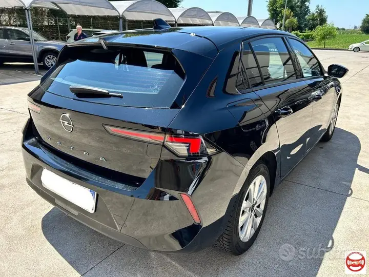 Opel Astra 2023 photo 5