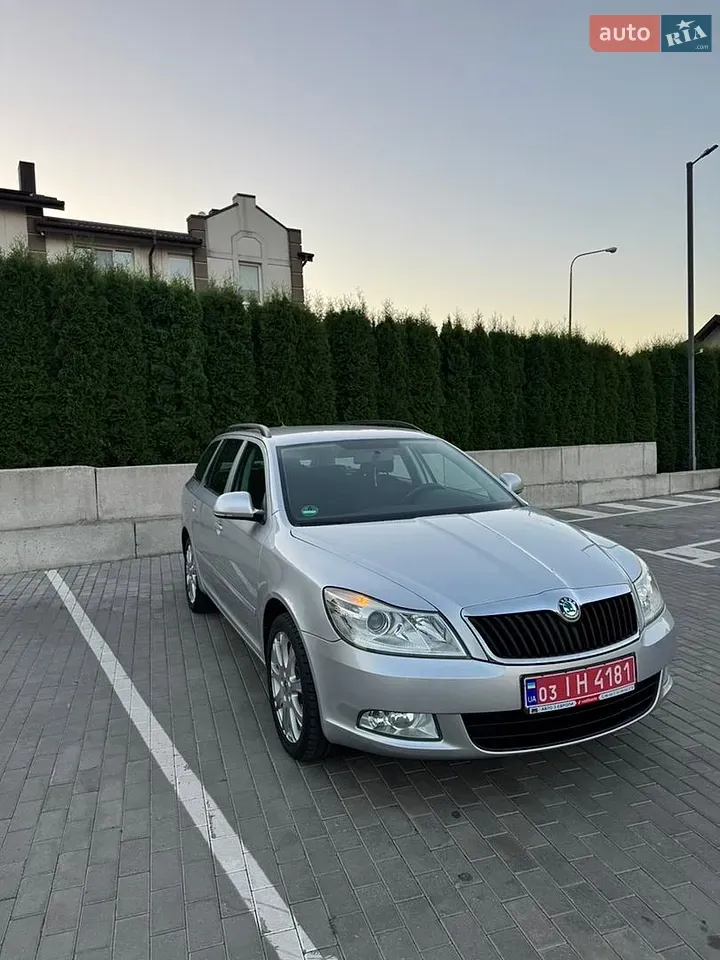 Skoda Octavia 2012 photo 5