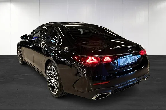 Mercedes-Benz E300 De 2026 photo 4