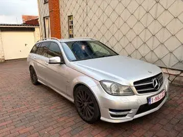 Mercedes-Benz C 250