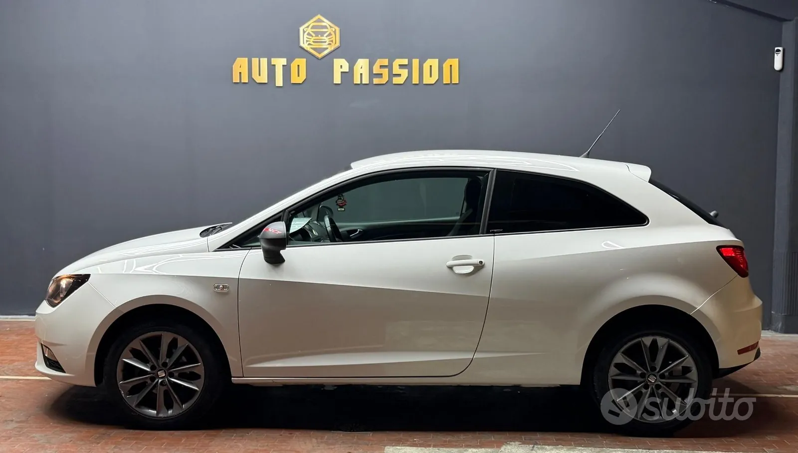 Seat Ibiza 2015 photo 5