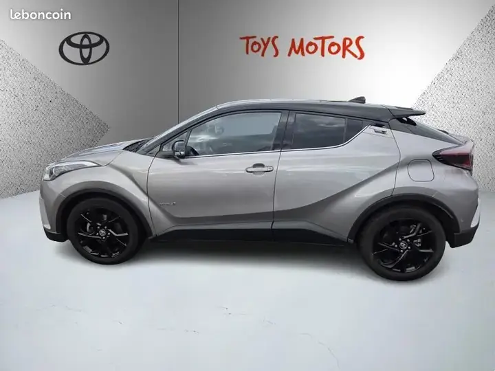 Toyota C-Hr 2019 photo 2