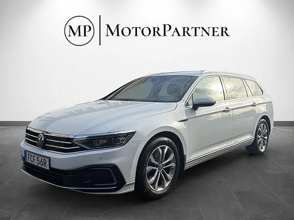 Volkswagen Passat 2023 photo 3