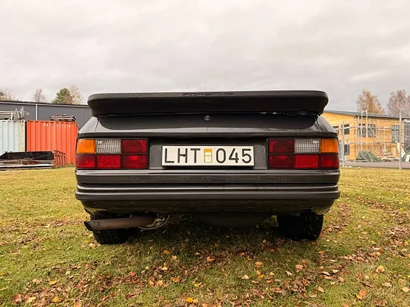 Porsche 944 1982 photo 4