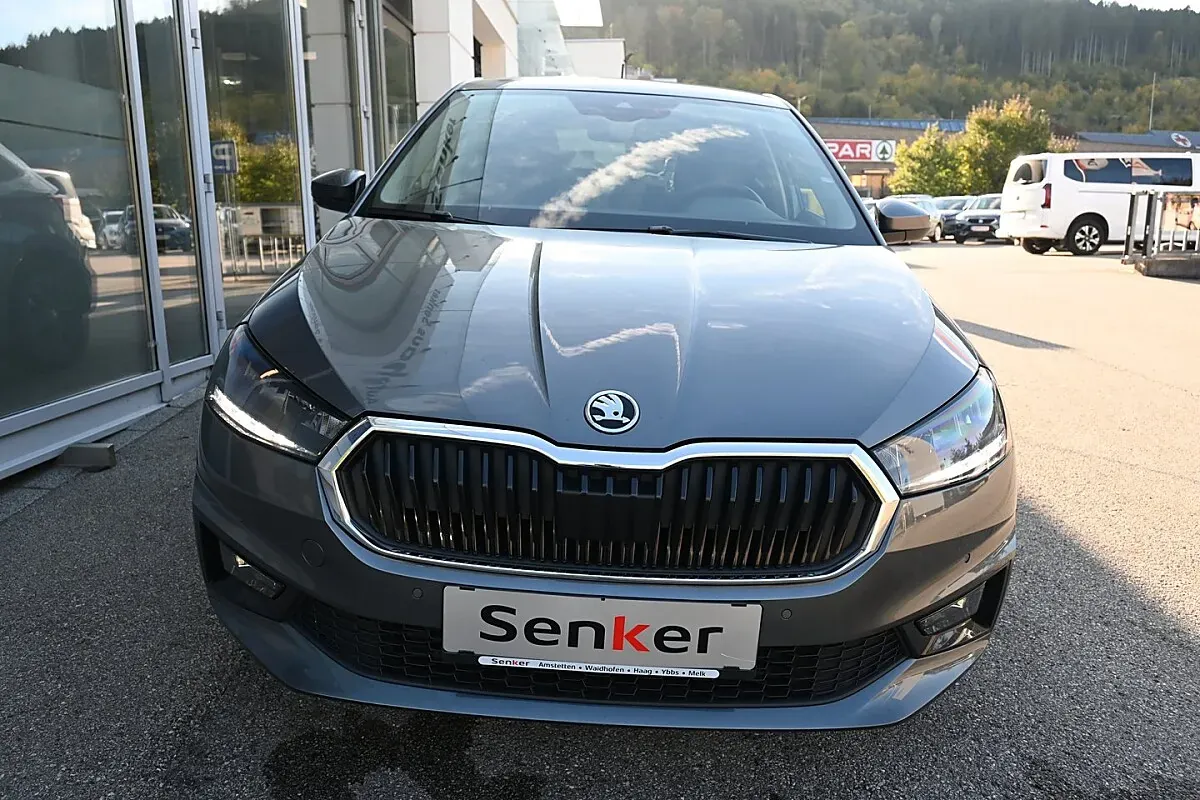 Skoda Fabia 2022 photo 3