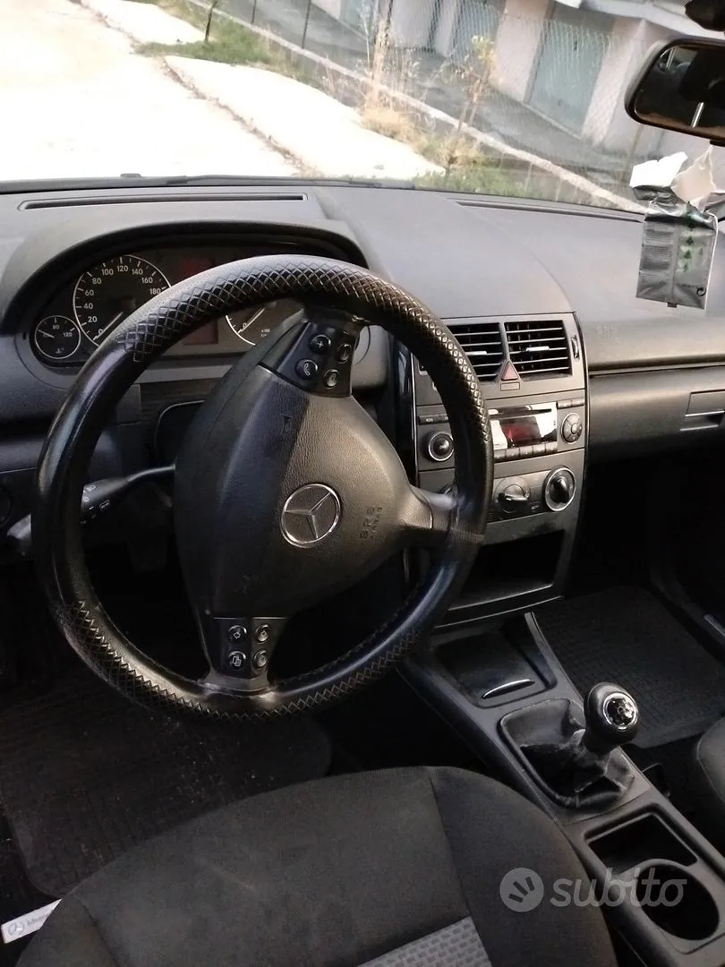 Mercedes-Benz A-Class 2005 photo 2