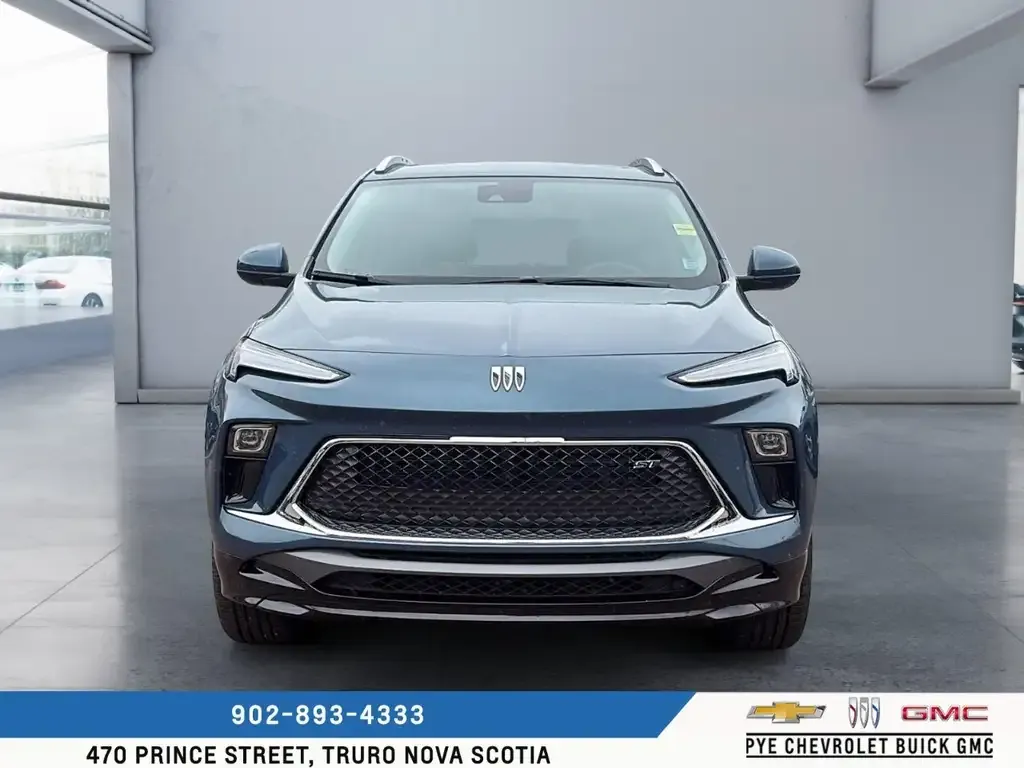 Buick Encore 2026 photo 2