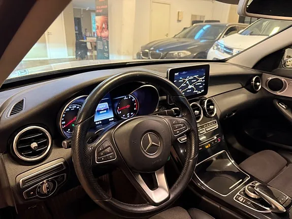 Mercedes-Benz C200 2015 photo 5