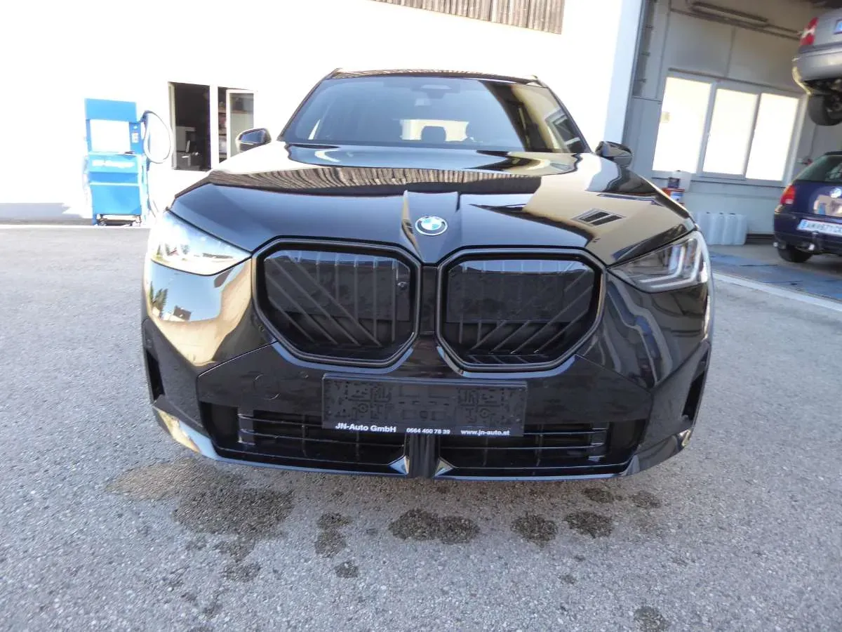 BMW X3 2025 photo 2