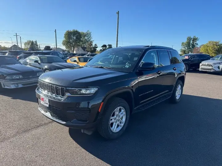 Jeep Grand Cherokee 2023 photo 3
