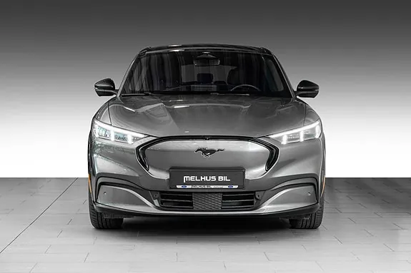 Ford Mustang Mach-E 2023 photo 3