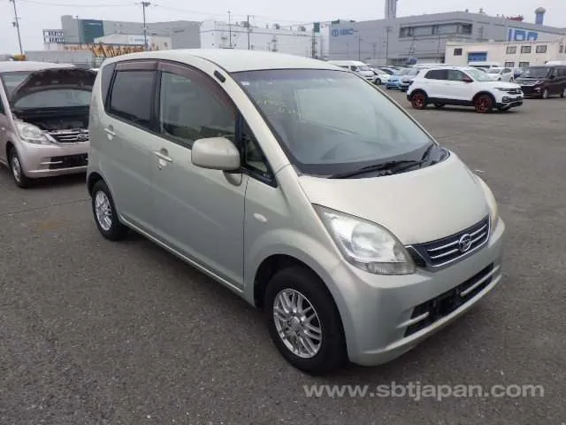 Daihatsu Move L