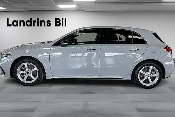 Mercedes-Benz A 250 E 2026 photo 4